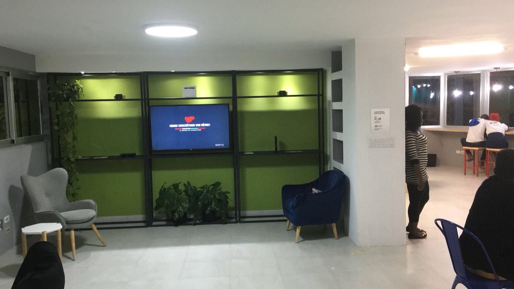 KatieFlor's tweet photo. Huge congrats to my buddy @marcalainb on the first coworking space in Haiti! @banjHT ! Great job! #PrivateLaunch https://t.co/Qr8OcNSrLw