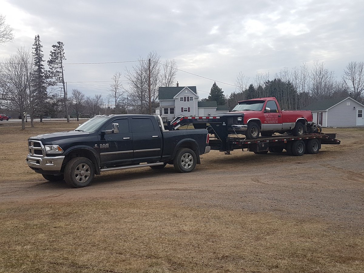 DreMerks's tweet photo. Picked up #billy the donor truck on the weekend . Time for the Beaumont to get a 4 spd and keep anything good from the rest of the truck for the next project. π #neverendingprojects https://t.co/nOQTDLcjb1