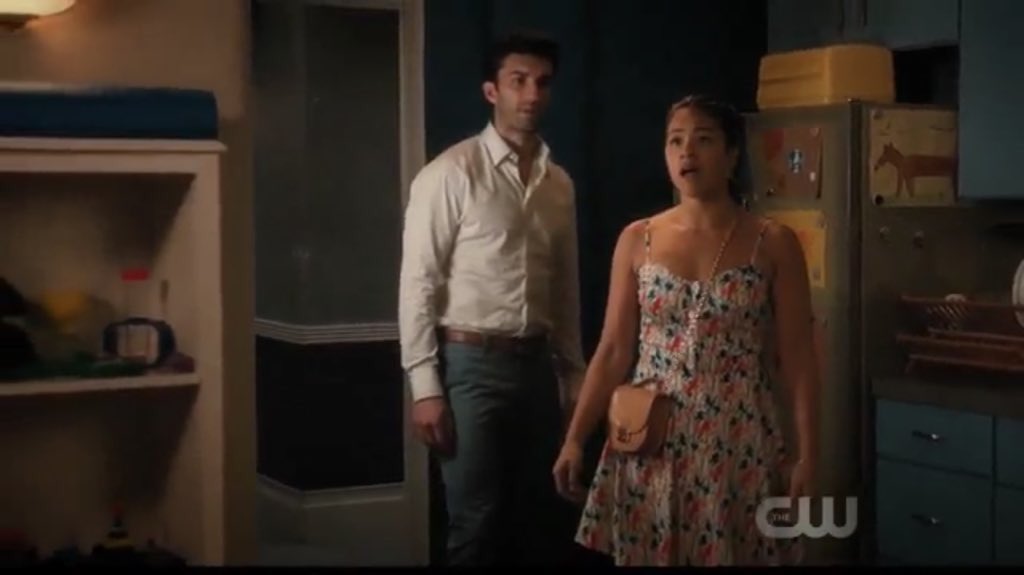 AneeDunne's tweet photo. MICHAEL IS ALIVE AND I AM SHAKING
#JaneTheVirgin https://t.co/9XUJe4EvmI