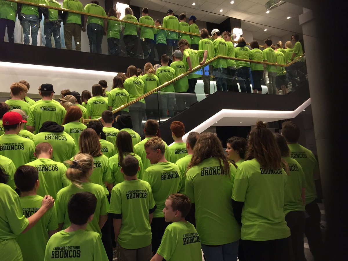 BlueberrySchool's tweet photo. Looking forward to running @VancouverSunRun this weekend and to support #HumboldtStrong @HumboldtBroncos #psd70 @bbpsd70 @greystoneschool @muirlake https://t.co/n7XmwYPHTO