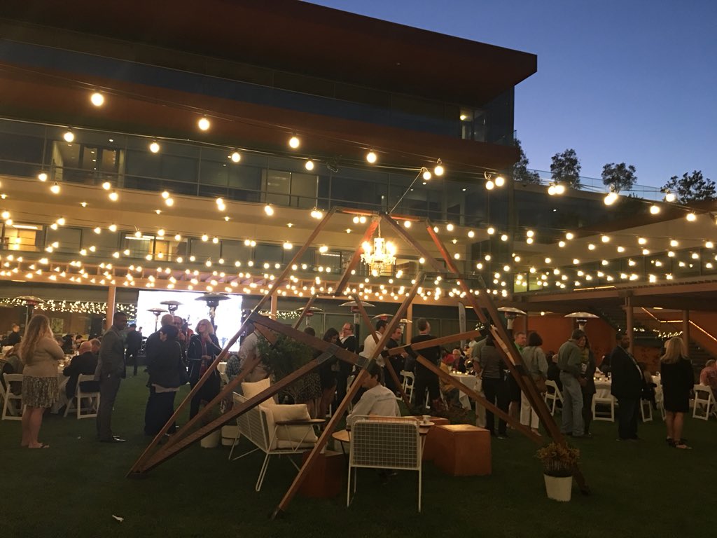 Claremont McKenna College tweet media