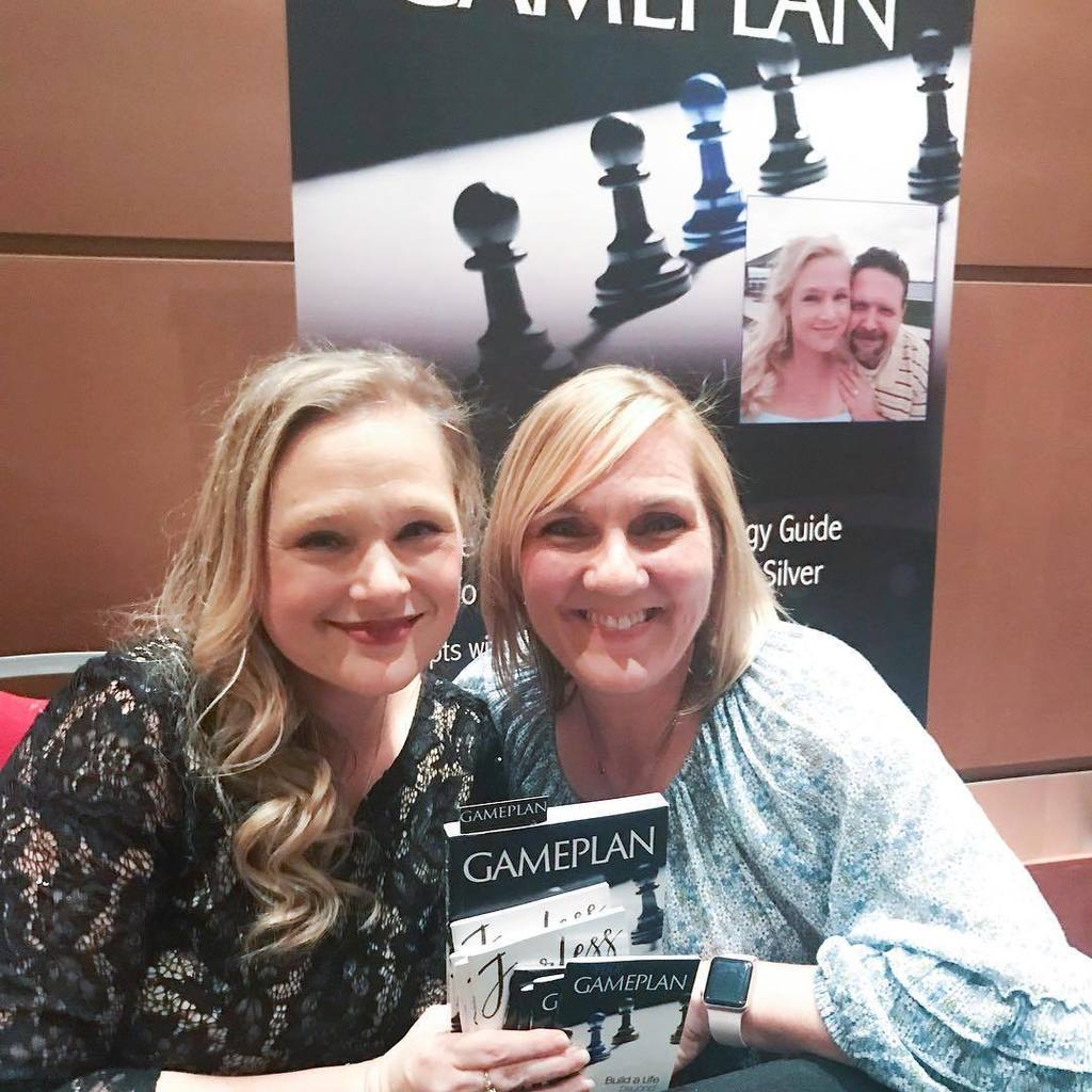 Dawn Camp on Twitter: "I may have been fangirling over Sarah Harnisch