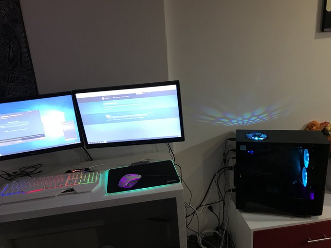 Watch loren's leaked NSFW photo on TwXstars