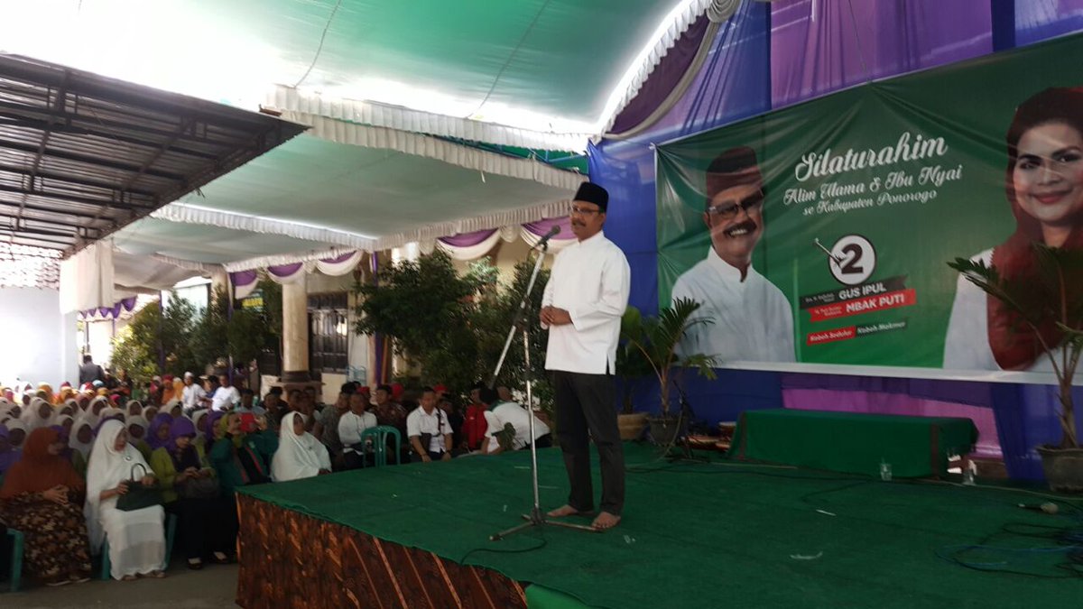 GustiPonorogo's tweet photo. Jawa Timur Kabeh Sedulur Kabeh makmur dengan Gus Ipul mjd Gubernur Jawa Timur 2019-2024

#SedulurNgaji
#GustiKabPonorogo
@cakimiNOW
@GusIpul_ID
@GunturPuti
@halimiskandarnu
@HadiNgusman https://t.co/F7pABHYAsO
