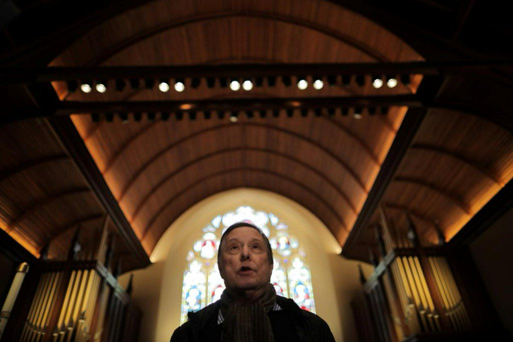 Reuters's tweet photo. 'Exorcist' director Friedkin films the real thing in documentary https://t.co/DiWazP0GcR https://t.co/AyT2Rn5JRv