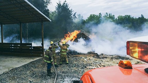 TheStarkCowbell's tweet photo. The SFD have been running all across the city in response to many unwitting elders trying to “burn grass” like the “young folks” in honor of 4/20. #KeepRinging https://t.co/pg73tel6CB