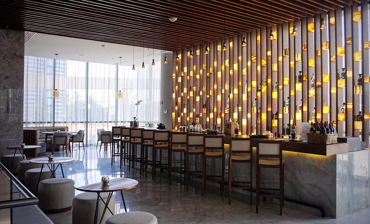 ACHotelSantaFe's tweet photo. Este fin de semana ven al AC Lounge Santa Fe y prueba nuestros nuevos cocteles 😉🍷
#acsantafe #achotels #fridaymood #cdmx #santafe https://t.co/pcUwczcCGH