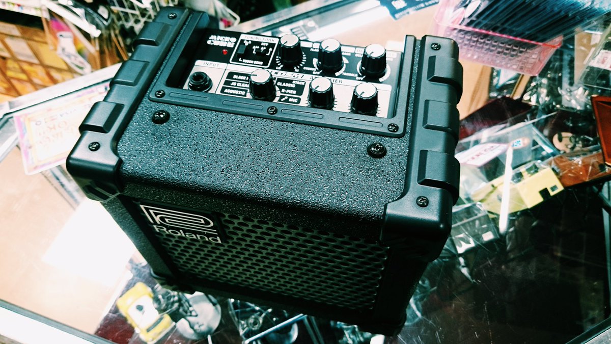 utsubo0021's tweet image. Roland
MicroCube

間もなくデビューします！

#Roland #ローランド #MicroCube #マイクロキューブ #アンプ #うつぼ
