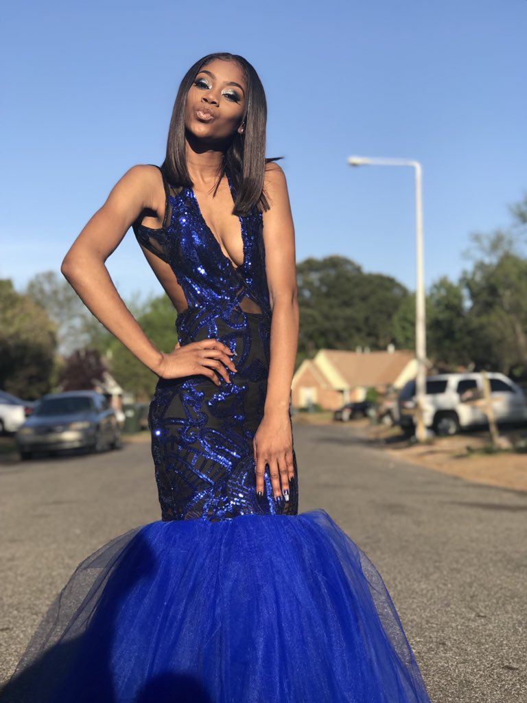erionnaa_'s tweet photo. Y’all know i had to #giveemhell https://t.co/Ftl8W0DS9k