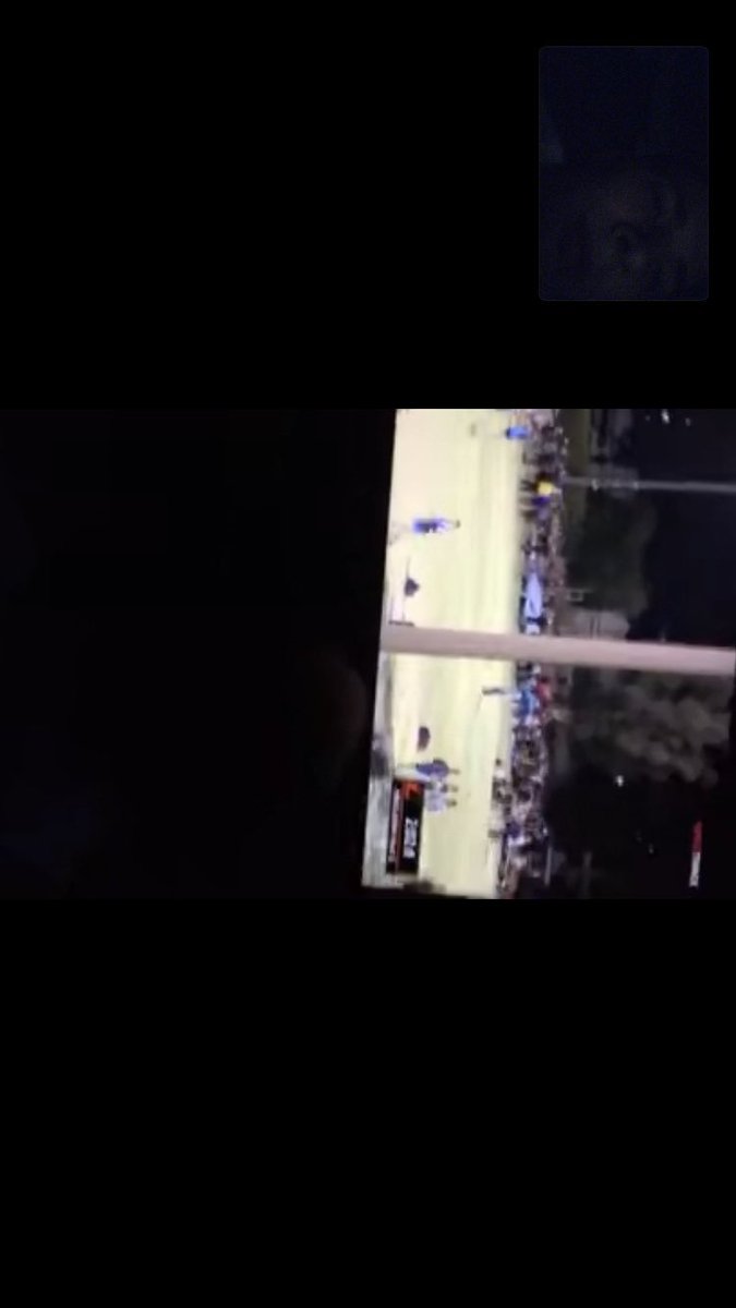 brspeicher's tweet image. FaceTiming @devinderinger while the team is on the way back from a meet so we can watch @Josh_Young21 run a 🔥🔥 3:45 on @SelBaggg ‘s FloPro account. #Teamwork #WeDaDwagggons