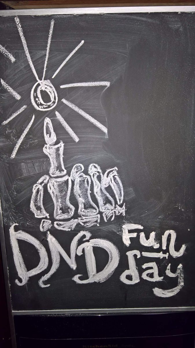 RollSlayers's tweet image. Playing #DnD for four and half hours straight. We’re doing it right. Our #DM also has an artistic side. #dungeonsanddragons #rpg #girlnerds #ladynerds #FriendshipGoals