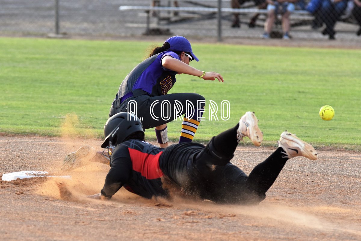 acord24's tweet photo. Photos from tonight’s regular season finale between @HHSoftball1 &amp; @SanBenitoCISD #RGVSoftball

More Photos: https://t.co/PoCtHlCPyV https://t.co/kpNrh6pcuq
