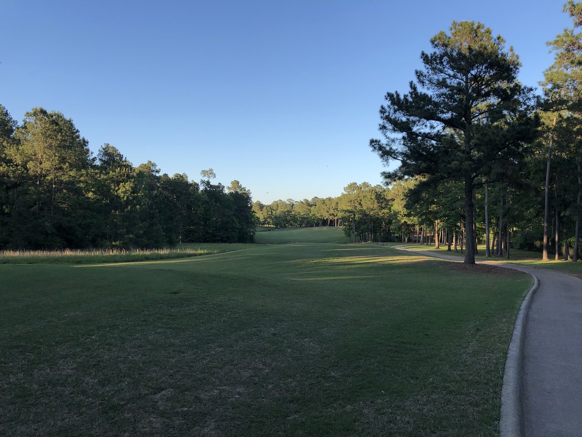 snap_hooked's tweet photo. The end of a glorious work week in #HTX #EaglePointe https://t.co/y6NFI2F1TG