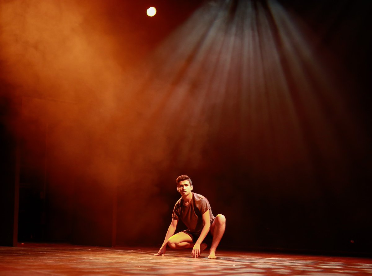 WellingtonUK's tweet photo. Such a fantastic showcase of theatre talent in last night's immersive Directors' Shorts! Well done to all the pupils for their dedication and hard work to produce yet another great evening!! 🎭 #WellyIndependent #OnlyAtWelly https://t.co/gavFjqsm9M