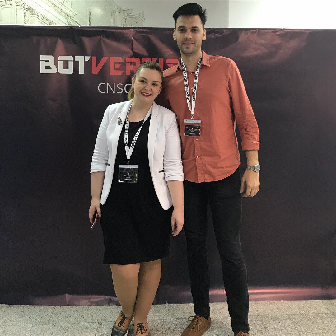 marius_mmi's tweet photo. #CNSC #botvertising #minioteam #miniostudio #communication #technology #presentation #workshop #PR 😊 https://t.co/hznrMx5QGM
