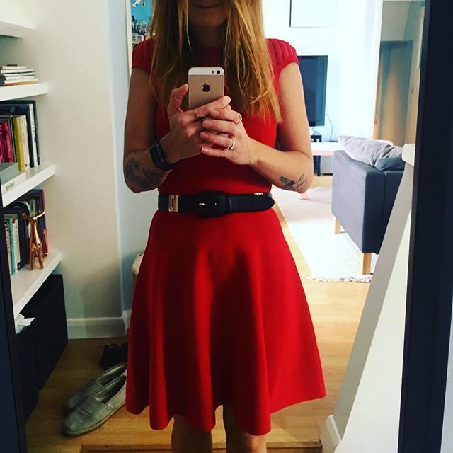 _missharrison's tweet photo. #newdress time to party in the sunshine 🥂 https://t.co/fPqtpEUsD6 https://t.co/7iRMSUmINb