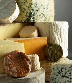 minijaffa13's tweet photo. 🎉Happy Raw Milk Cheese Appreciation Day🎉 Forget that it's healthier, good for your gut etc it's just bluddy delicious!! Oh &amp; support your local Deli #shopeatbuyuselocal  @PortyMouse @mellischeese @retailmentoring https://t.co/6OnS8doovx