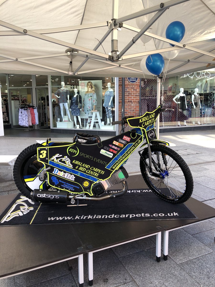 LawAbidingTatie's tweet photo. Lovely day to go and see what #Speedway is all about. Support your local team #WorkingtonComets #WeBelieve #Workington #Cumbria #VisitCumbria https://t.co/cv664t9luI