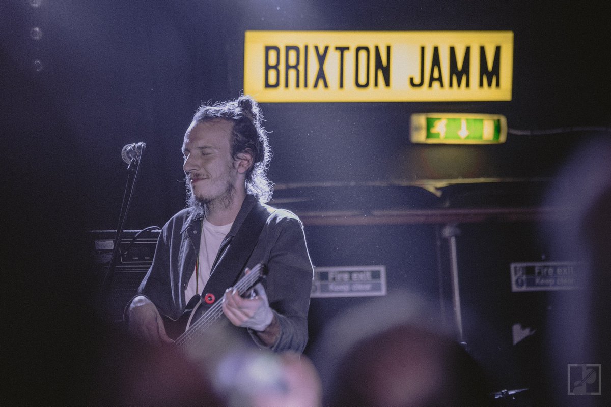 bagga_chat's tweet photo. It LARGE! @mellowmoodITA last night at @brixton_jamm 🔥 
📸 @GeorgianaChitea 
#mellowmood #London https://t.co/KZSNcfoC5o