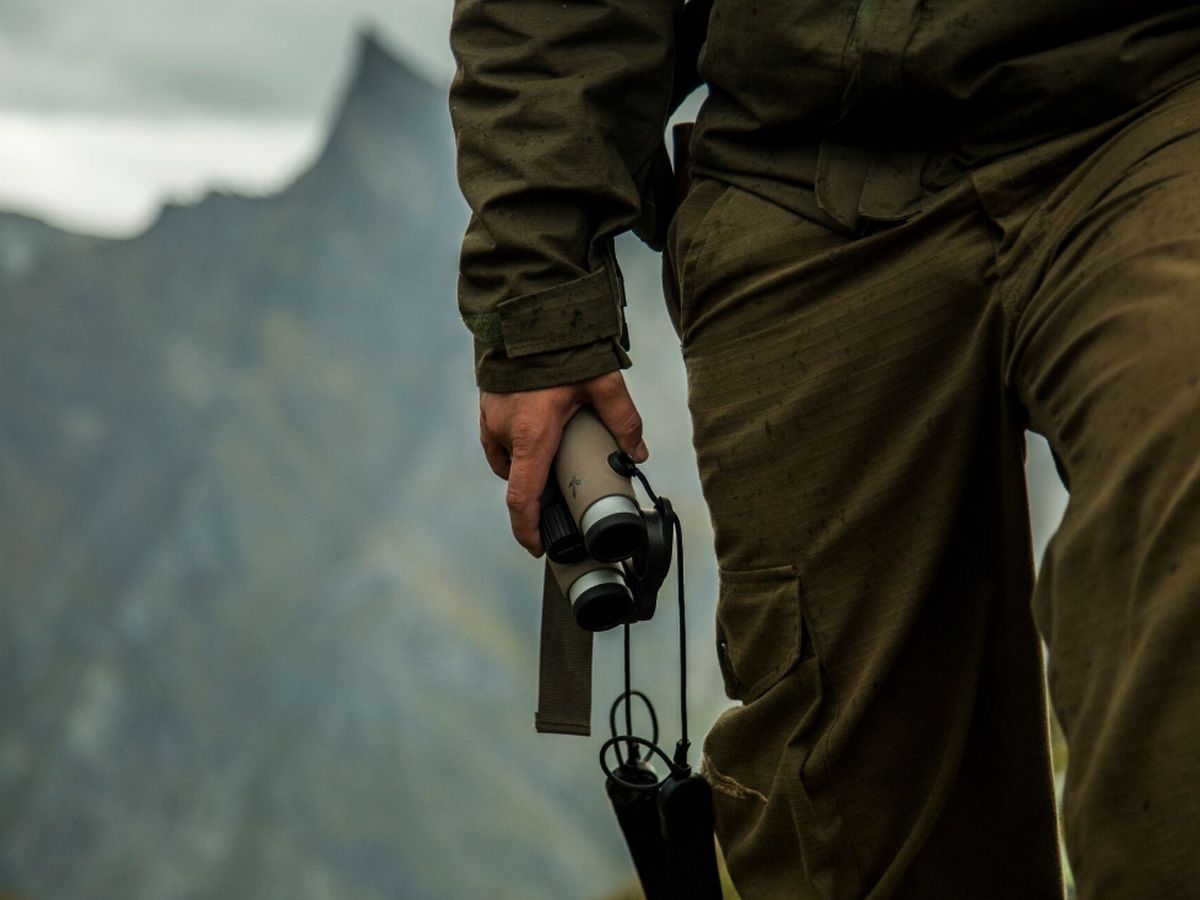 Did you know we are a made to order service? Create the perfect fitting trousers with us…buff.ly/2JswUFq