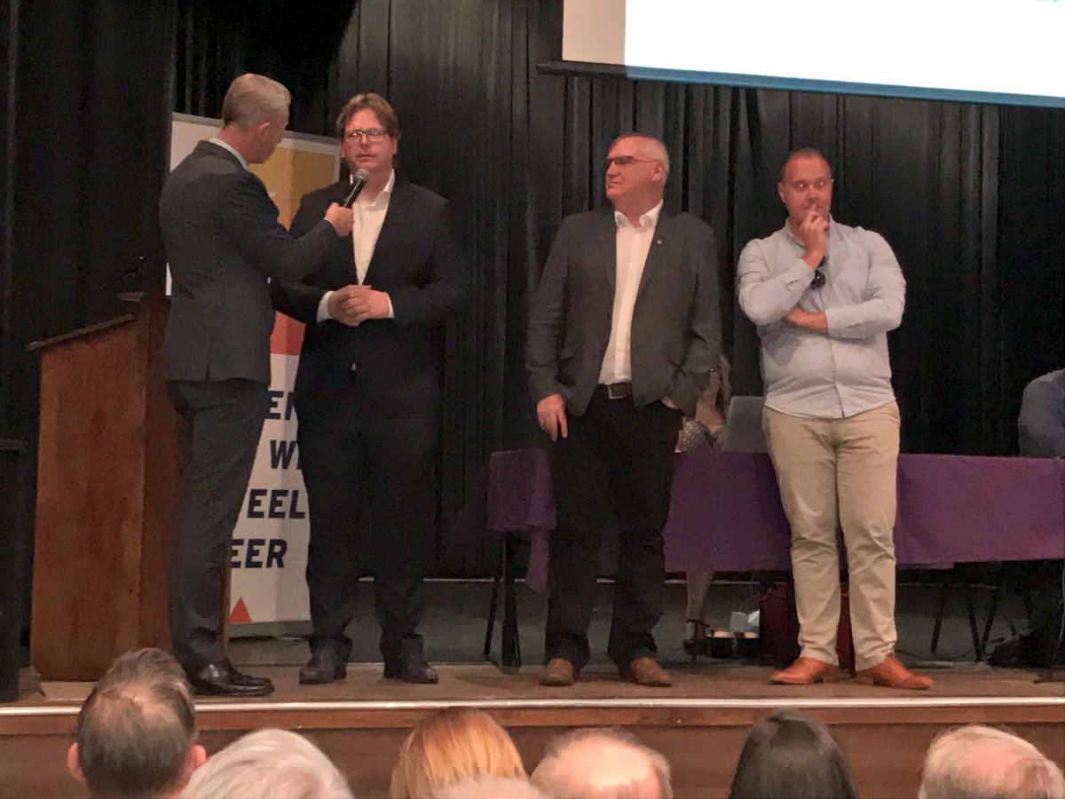 <a href="/2_PaulSanders/">Paul Sanders</a> verklaart het succes van de campagne  <a href="/VVDPeelenMaas/">VVD Peel en Maas</a>: van 3 naar 5 zetels en mooi liberaal coalitieakkoord. Knap gedaan! <a href="/VVD_Z/">VVD Regio Zuid</a>