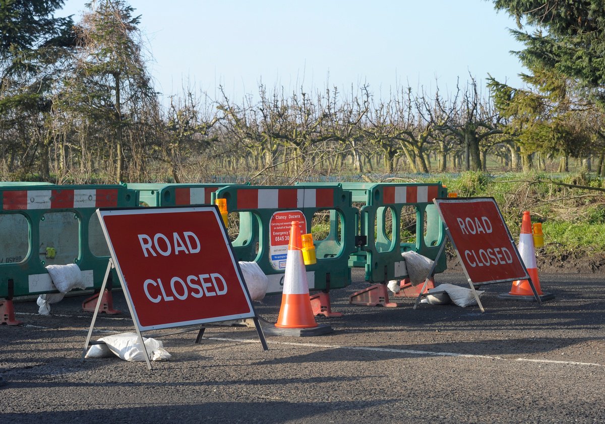 sewateruk's tweet image. Our work along Deptford Lane #Greywell starts on Monday with a temporary road closure in place for nine days. Please follow our diversion via North Warnborough Street, Hook Road, A287 and Hook Road socsi.in/UYRrW