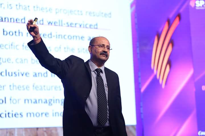 SPJIMR's tweet photo. Mr. Pravin Doshi, Founder, ACME Housing and Mr. Kedarnath Ghorpade, former chief planner, MMRDA and Urban Development expert speak on the changing dynamics of real estate and infrastructure.
#iamfmb #DaretoDream https://t.co/DJ0PxWNgeK