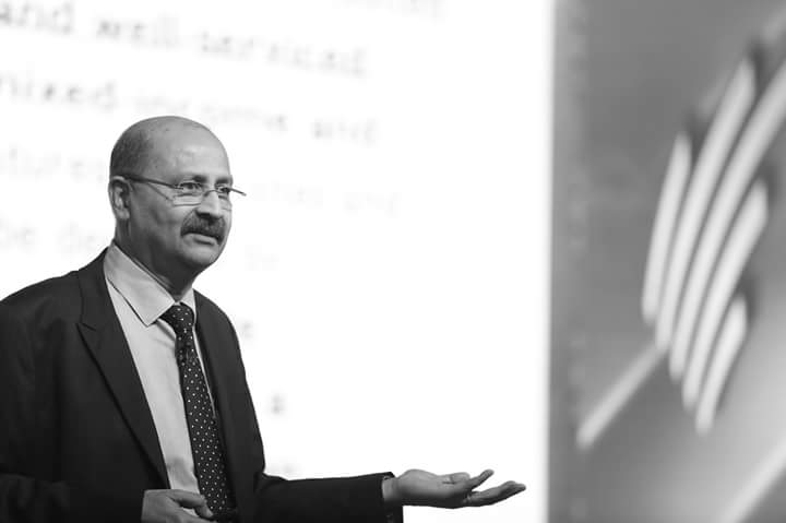 SPJIMR's tweet photo. Mr. Pravin Doshi, Founder, ACME Housing and Mr. Kedarnath Ghorpade, former chief planner, MMRDA and Urban Development expert speak on the changing dynamics of real estate and infrastructure.
#iamfmb #DaretoDream https://t.co/DJ0PxWNgeK