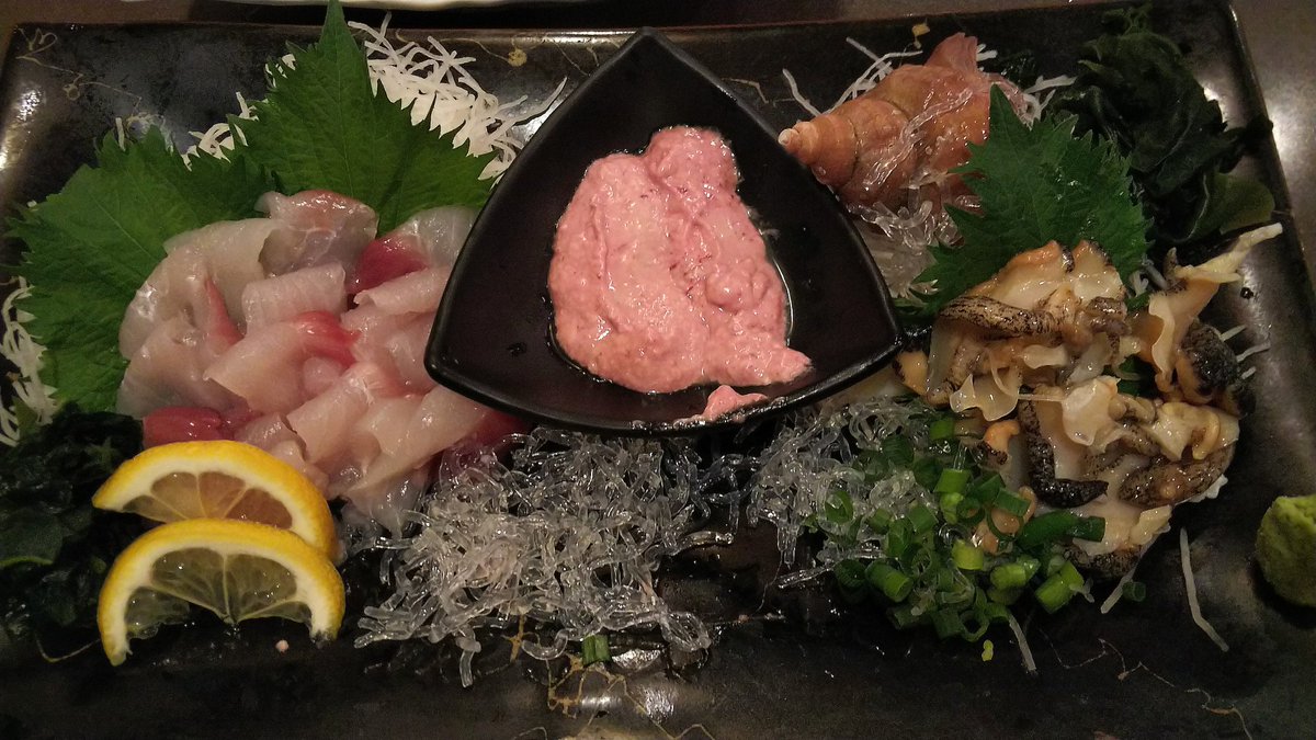 F בטוויטר カワハギと真つぶ貝 見ての通り真ん中の肝が主役 あえて肝醤油にせず身で肝を挟んでから醤油につける贅沢な食べ方 F בטוויטר カワハギと真つぶ貝 見ての通り真ん中の肝が主役 あえて肝醤油にせず身で肝を挟んでから醤油につける贅沢な食べ方