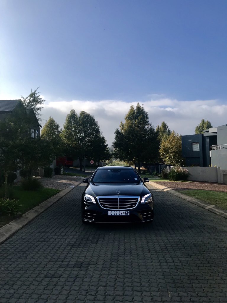 khuleonwheels's tweet photo. This is the uber luxurious @MercedesBenz_SA s450 with 270kW and 500Nm.👌🏾🙏🏾✌🏾 https://t.co/5ouAIY1TQx