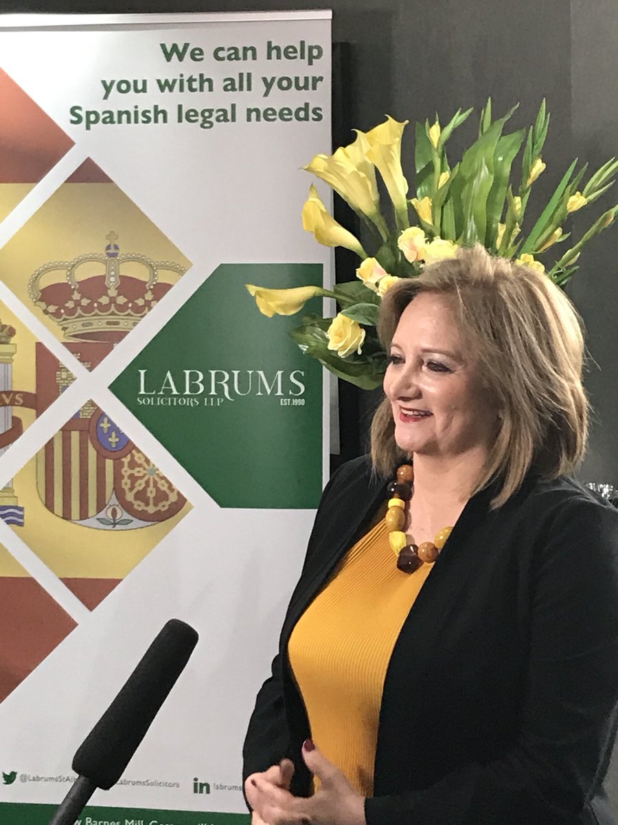 LabrumsTeresa's tweet photo. Day 2- @SUSANADIEZURQUI  being interviewed for @YourOverseasHme #manchester https://t.co/vcKoCkOQdY