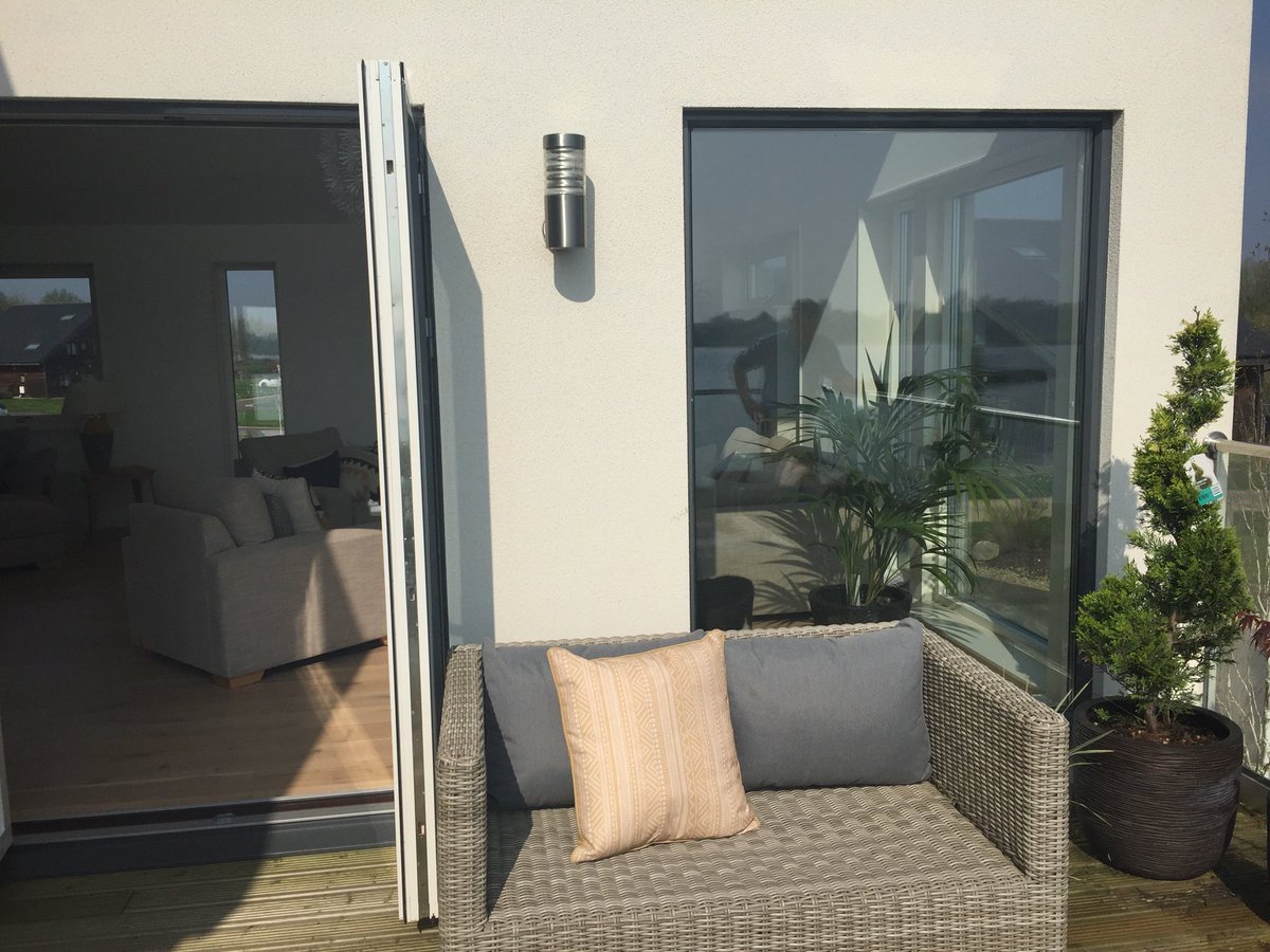HumbertsLANH's tweet photo. Come and join us at Waters Edge this morning for a coffee on our sunny deck #OpenDay #Dream #Holiday #Home #Cotswolds https://t.co/TwewDCOMmw