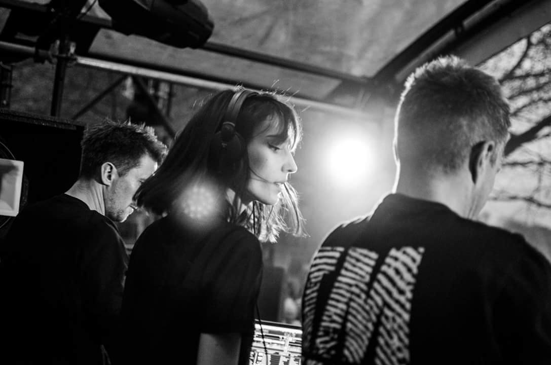 AmelieLens's tweet image. b2b with @PanPotOFFICIAL for Techno For Humanity 🖤 #charity #TFH18