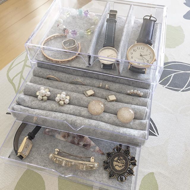 Craftacioum アクセサリー収納作ってみた Diy収納 Diy女子 Diy アクセサリー収納 アクセサリーケース 100均 クリアケース フェルト Instagood Instagram Instalike Instadiy Accessory 手作り ハンドメイド ハンドメイド部 ダイソー