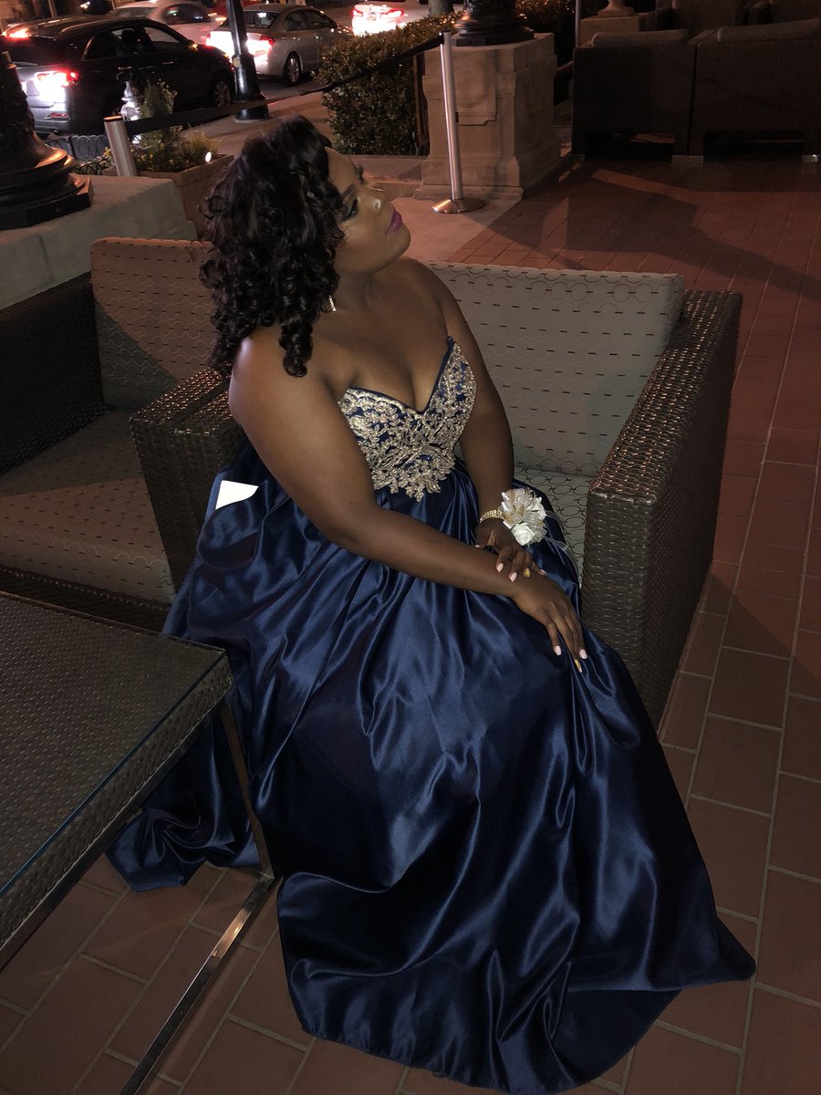 itsme_kaylab's tweet photo. This was a night to remember✨ prom2k18 #driptown #TheGreatSlay https://t.co/zVLRWybTp1