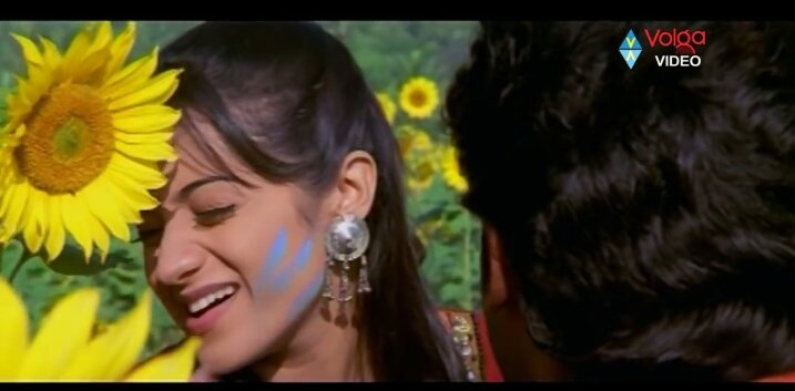TrishaBloodz's tweet photo. #12YearsForPournami 
@trishtrashers 
Trisha &amp; Prabhas 👏 https://t.co/c0XwZN6LdT