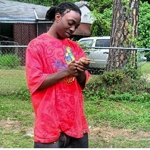 CbmSoulja's tweet photo. I Love Yu My Nigga & I Know Yu Loved Me #CoteLuv #RipLilHeat #CbM #3213 https://t.co/MyXdAn74ZR