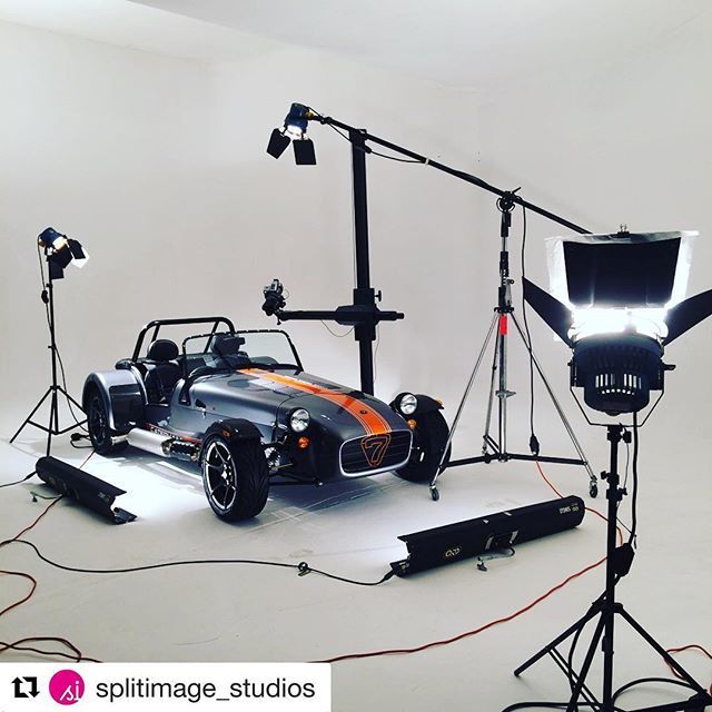 iso1200magazine's tweet photo. Behind the scenes by @splitimage_studios : 
In the studio this week: Caterham cars for full car and lush details.
#carphotography #caterham7 #studiolife #kinoflo #arri #hasselblad #carporn #detailing #🏎 #splitimage #shootcreatedeliver #iwantone #cars… https://t.co/0vlZwars9N https://t.co/RrY3VN65VP