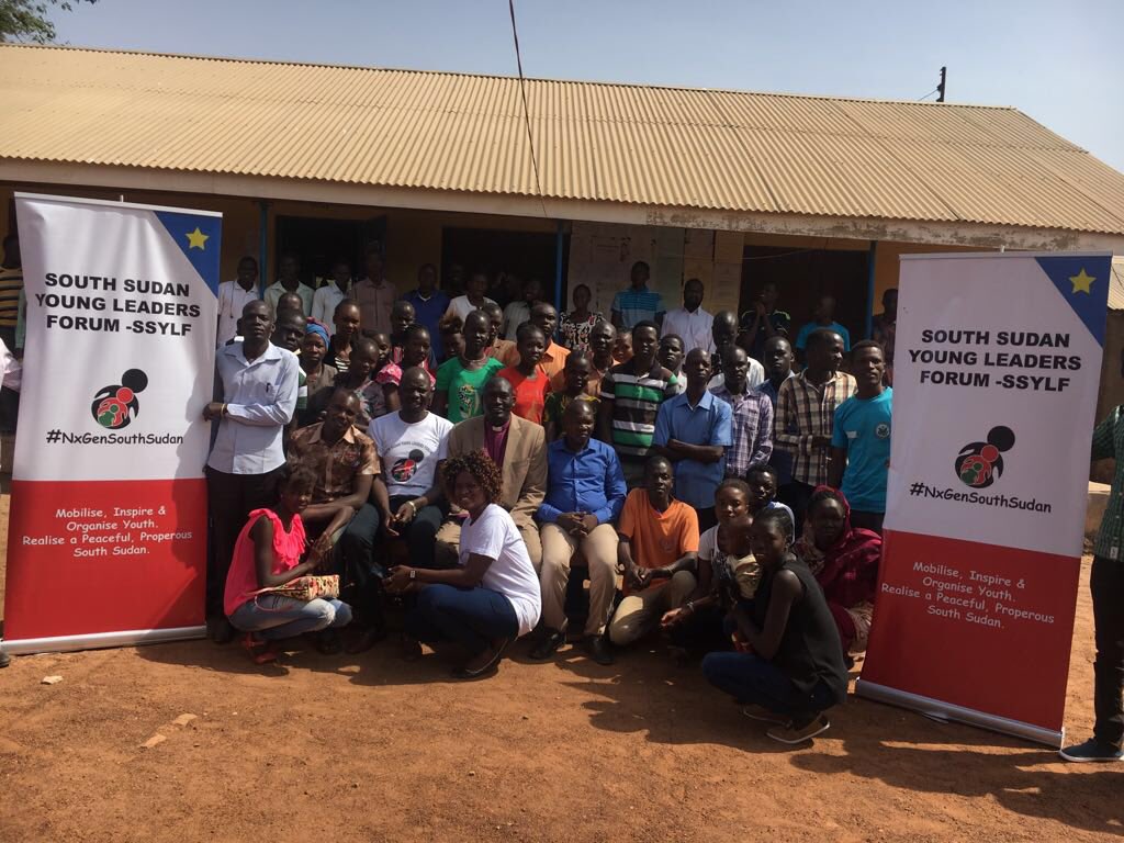 NxGenSS's tweet photo. We went to Wau to continue our #SSYLF peace campaign. 

Three of our SSYLF members in Wau, have been doing a great job preaching peace and distributing food among a deeply divided and insecure state. 

The youth opened their hearts and are committed to betterment. #SouthSudan https://t.co/hGXZscOOOi