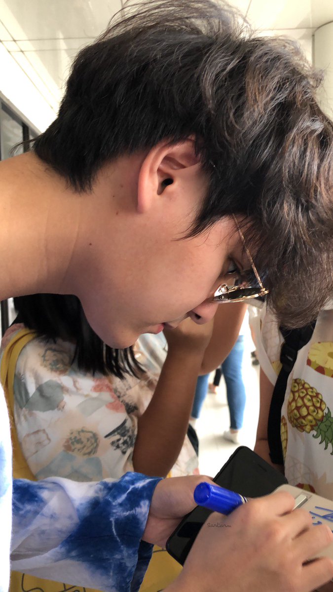 thetoysfc's tweet photo. เด็กสมัยนี้น่ารักเนอะ  
21 Apr 2018 | Cr.sartarn 
#TheTOYS #thetoysthetoysthetoys https://t.co/MVGdhfVi8E