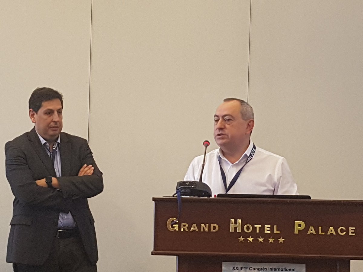 jmamerino's tweet photo. Buenas prácticas. LSdreams by Pedro Luis y Josep Santos (ARLEP) en XXIII Congreso #assedil2018 en #Tesalonica #SomosLaSalle #lasalianossinfronteras #MiraMásAllá @assedil @LaSalleSectorVa @lasallearlep https://t.co/3Kxknrfspq