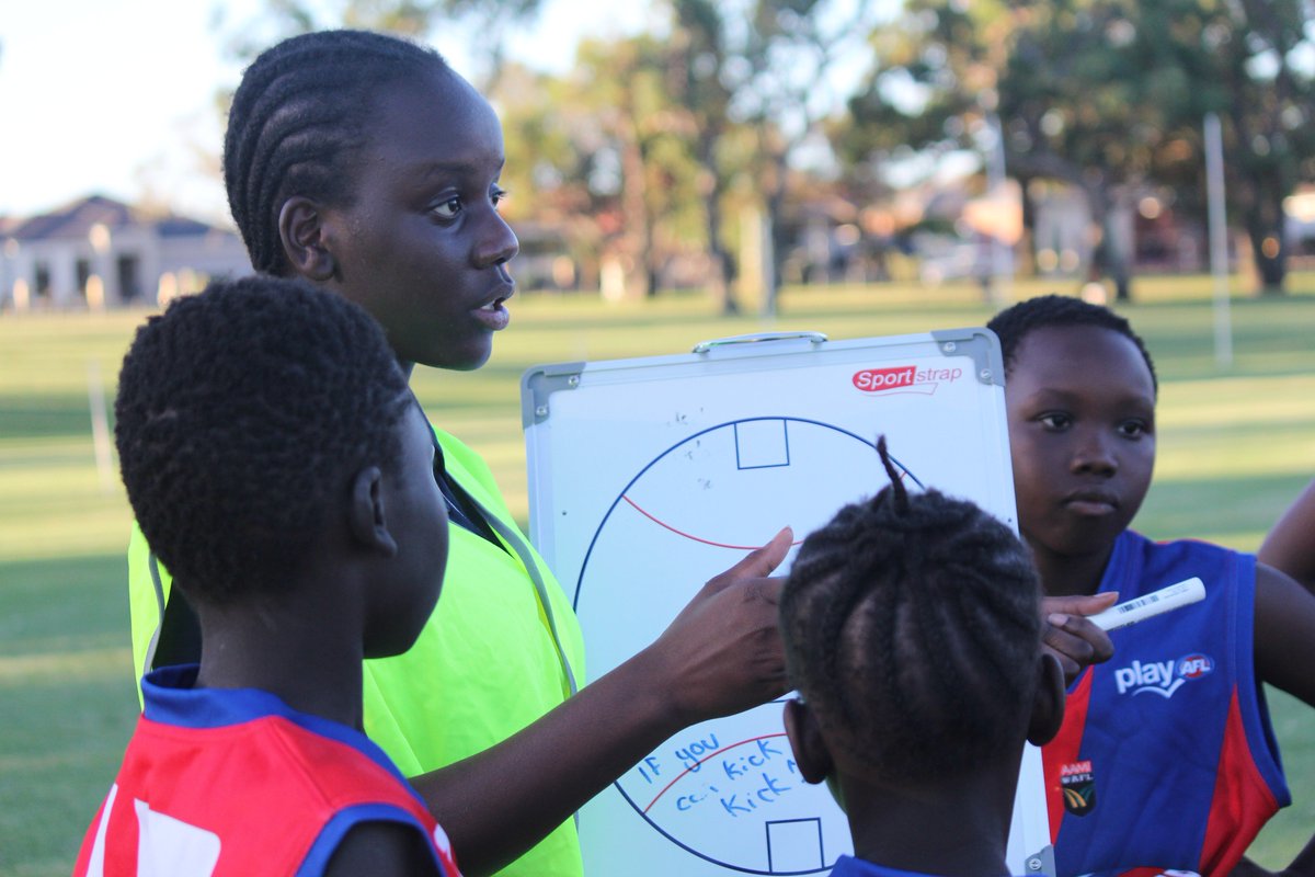 ercyouthleaders's tweet photo. @EdmundRiceLions Registration Carnival - great family day out. #gofor2and5 healthy BBQ and match vs @ButlerFalcons - thanks to @erc_wa staff and volunteers. Our young coaches and umpires were amazing. @afldiversity @WAPoliceCED @WAFCdiversity @TrueSportWA @dsrwa https://t.co/6pT7AuwRxL