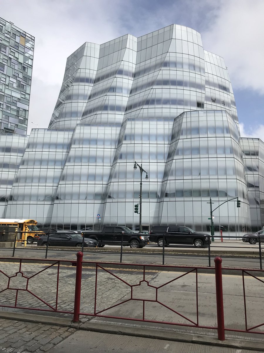 orease_b's tweet photo. #Beautiful shot from #Chelseapier on #Manhattan on the west side. Just finished filming a #crimedrama #show and this caught my eye! #actor #actorslife #setlife #success https://t.co/WKbnxtsGD7