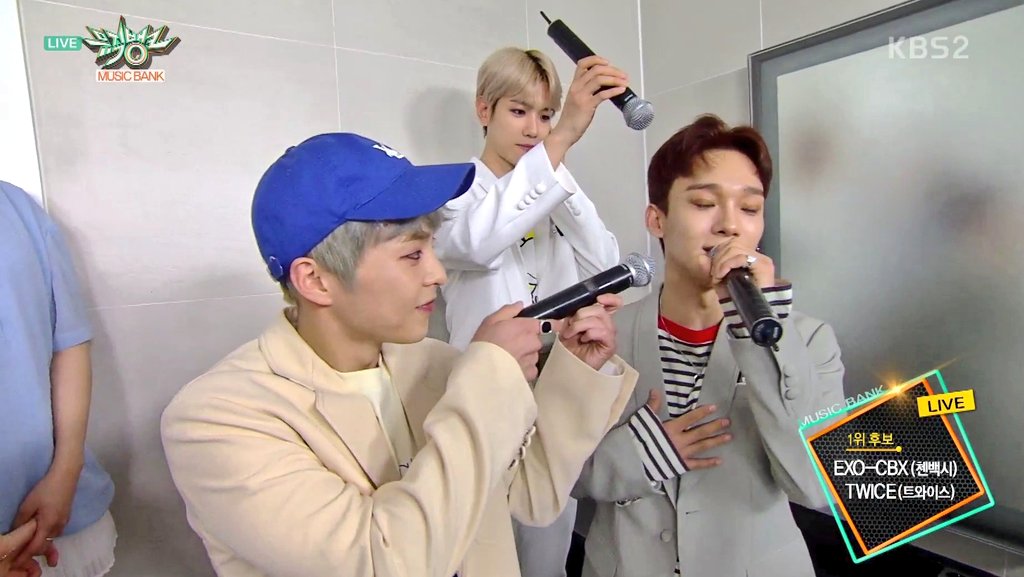cbxcomebackwhen's tweet photo. 첸백시의 1위를 위해 ! 다같이 투표 한번씩!!>< 

#0505 "EXO-CBX" https://t.co/ZuV8BSaRkD