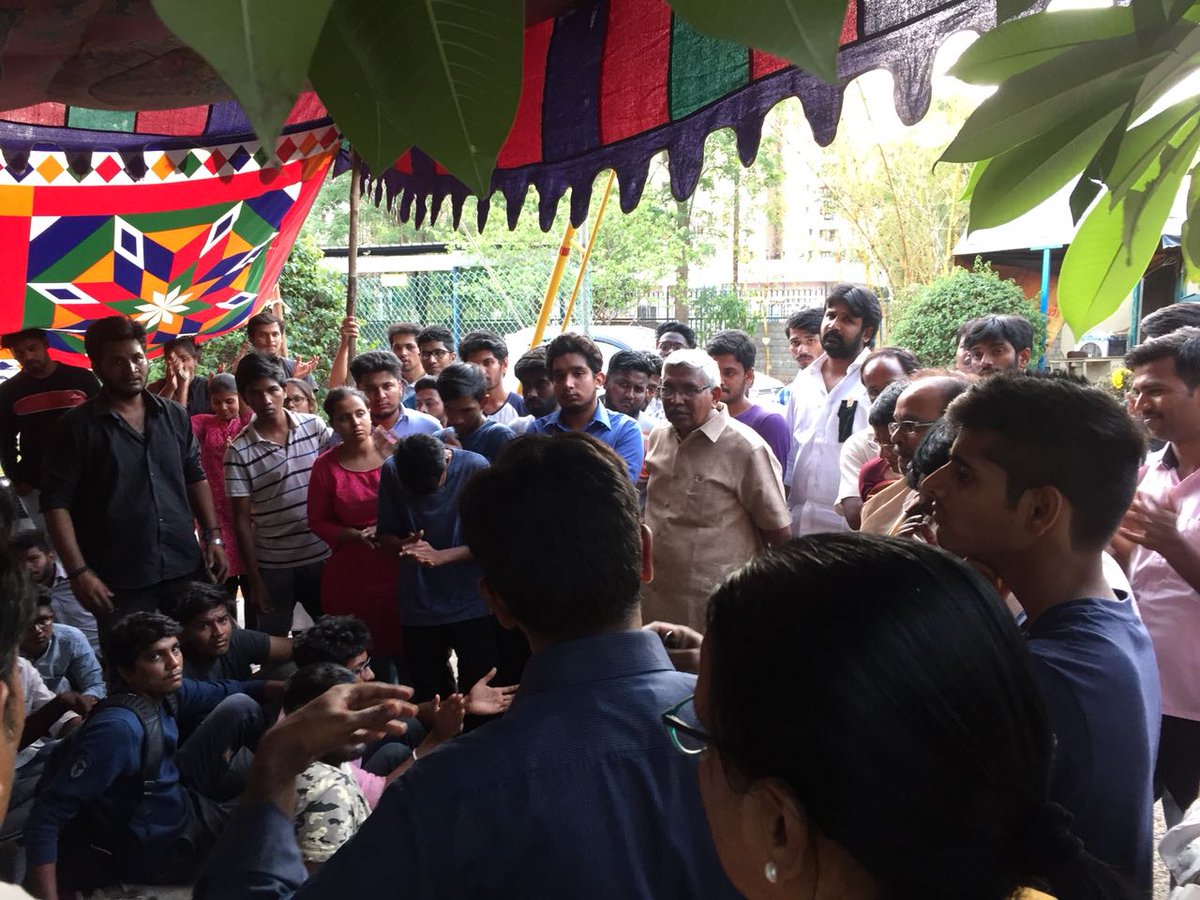 LakkimsettiS's tweet photo. we call upon you to help @#NITHM. We are not safe here and we need your government to help us as well as our state governments.
@PMOIndia  
@CMOMaharashtra 
@PawanKalyan
@siddaramaiah 
@cmouttarpradesh 
@V6News 
@aajtak https://t.co/dNqzTvaZtY https://t.co/vOrDVP8CnW