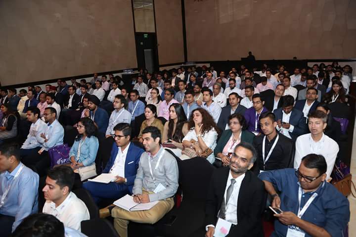 SPJIMR's tweet photo. Mr. @GautamBThakker, CEO, Every Media Technologies Pvt. Ltd spoke on Digital Marketing being 'The Game Changer'.
"Digital is all about data and data is the new gold. E-commerce is the big mover and shaker."
#iamfmb #DaretoDream https://t.co/uG9L0AiG6F