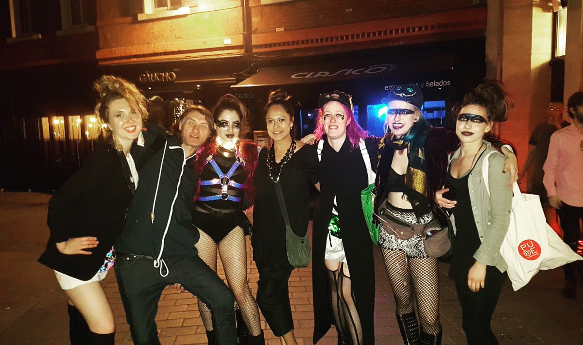 Ending the night at 4am is no stress on a warm night when you got a #dreamteam to support you! #DeepLove <a href="/TheCuckooClub/">The Cuckoo Club</a> #launchparty #immersive #deephousemusic