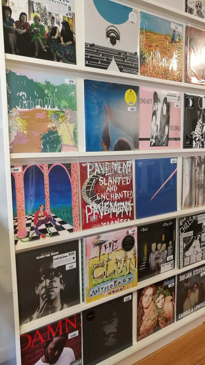 PavementPhil's tweet photo. Hello summer babe..was asked my fav Pav just yesterday..i Zurich..#slantledandenchanted my deep red love ❤❤❤ this wall makes me so happy..#KendrickLamar #theclean #thechills #lookbluegopurple #thebats #faderdaze #recordstoreday2018 https://t.co/nI8JJdk01p