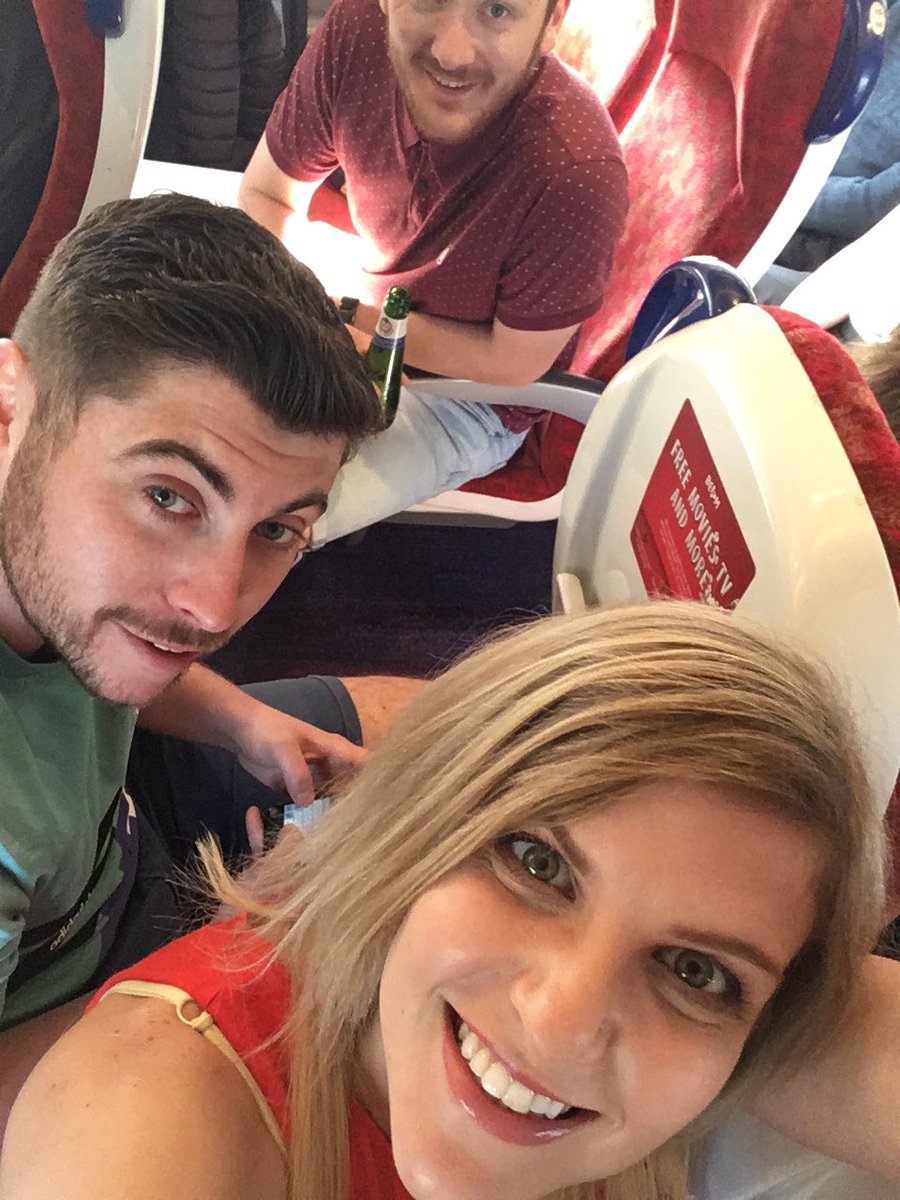 monobrowlover's tweet photo. London bound for the #LondonMarathon2018, my amazing fiancé is running for @macmillancancer please can people spare a few quid, let’s get him to £1500 for this amazing charity #teammacmillan https://t.co/elZY9UZlPj https://t.co/uW0mmFNV5W