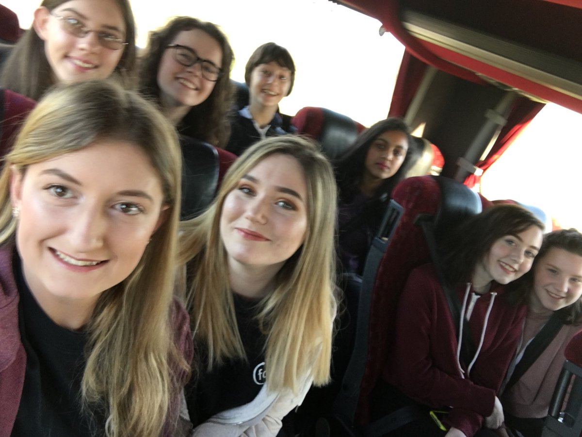 CityWest bound!! Good luck to everyone taking part in #aldiforoigeawards #Foroige #ballaghaderreen